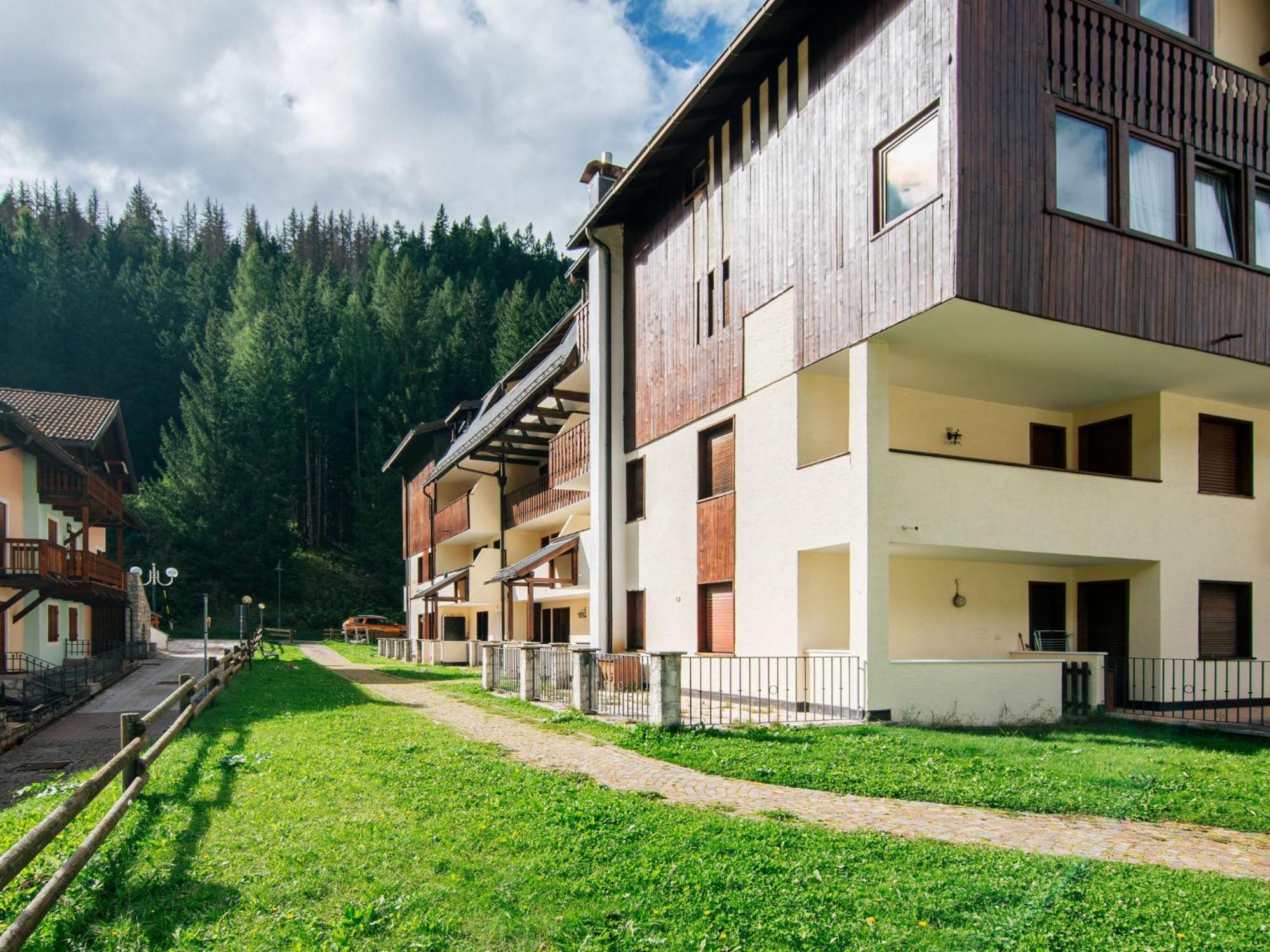 Apartment Des Alpes-14 By Interhome Canazei Exteriör bild
